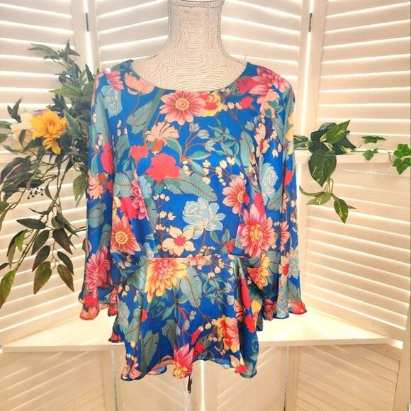 565 UMGEE BLUE FLORAL DOLMAN SLEEVE BLOUSE PLUS SIZE - Picture 2 of 6
